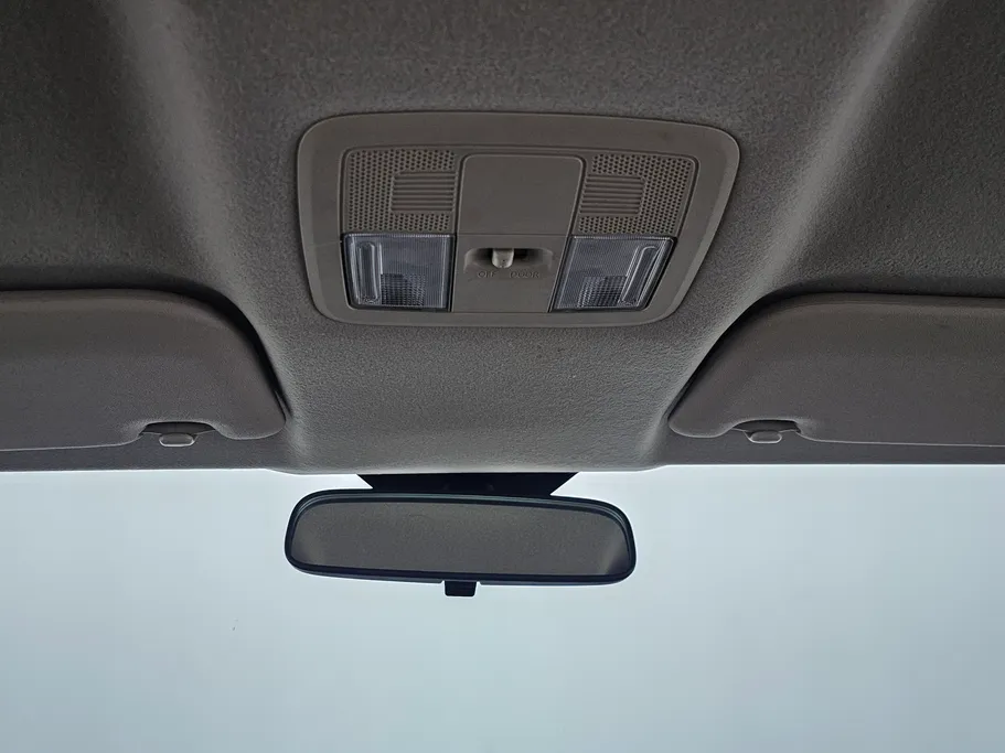 2024 Toyota Yaris  Y 