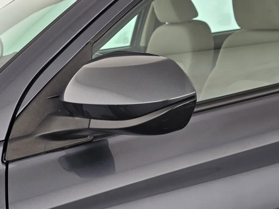 2024 Toyota Yaris  Y 