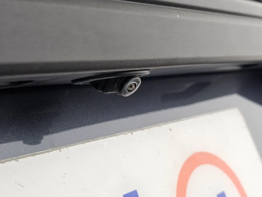 2024 Toyota Yaris  Y 