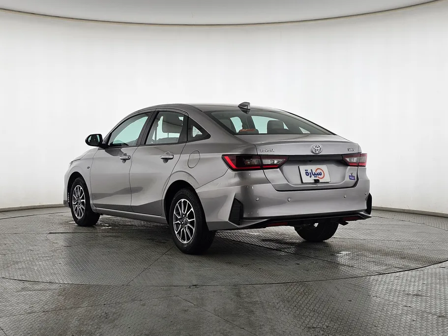 2023 Toyota Yaris  Y 