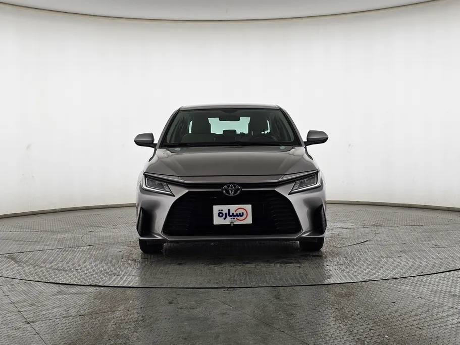 2023 Toyota Yaris  Y 