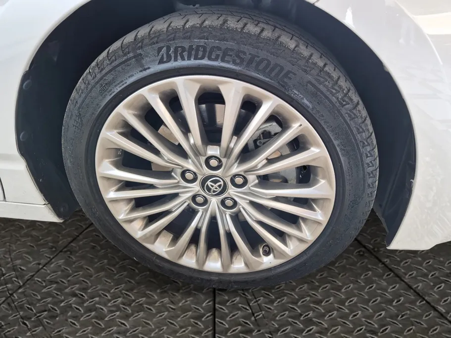 تويوتا افالون Limited 2020 