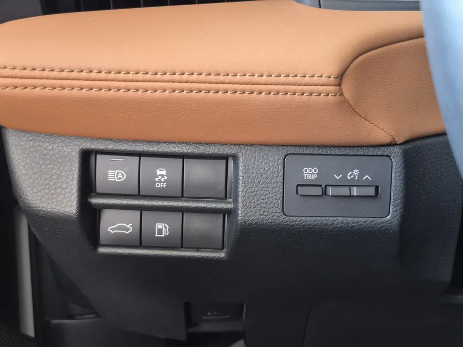 تويوتا افالون Limited 2020 