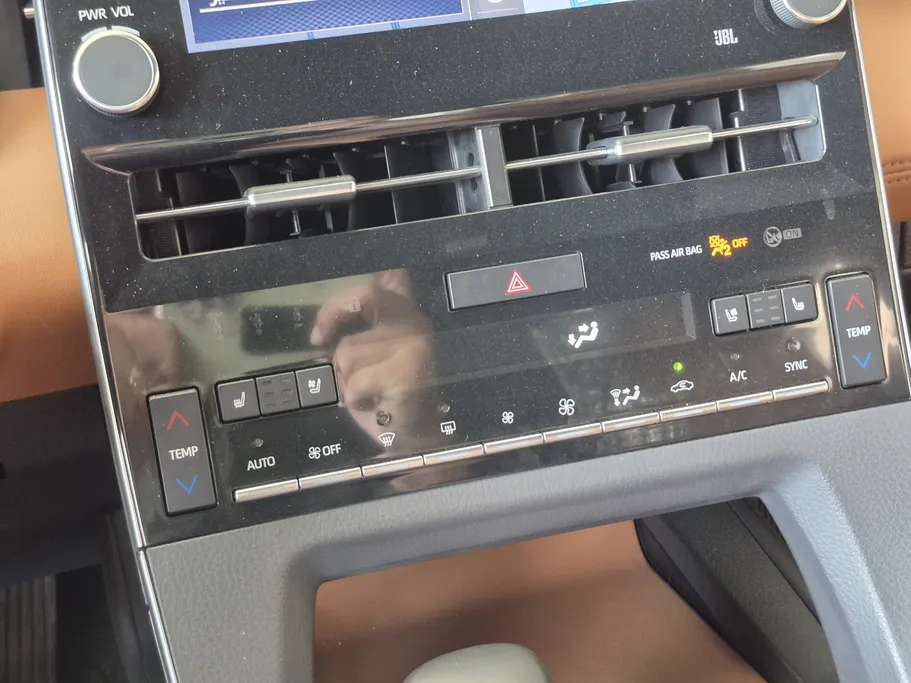 تويوتا افالون Limited 2020 