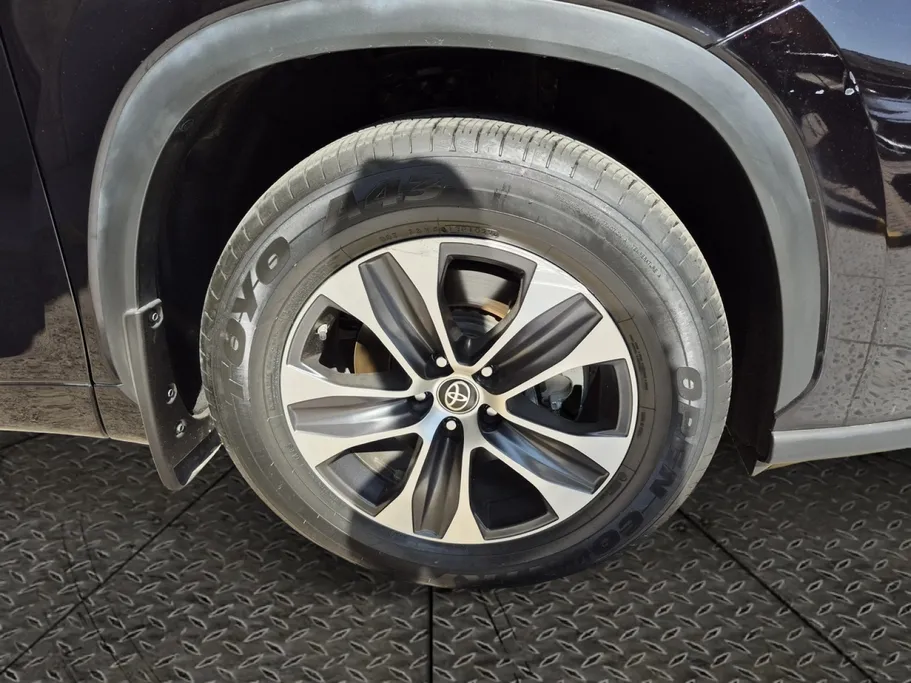 تويوتا هايلاندر GLE 2022 