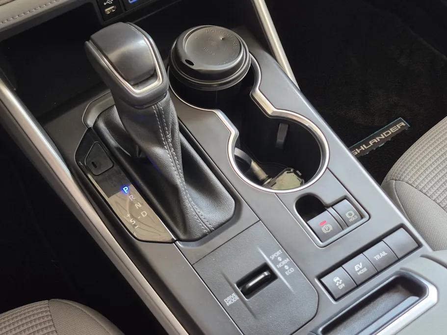 تويوتا هايلاندر GLE 2022 