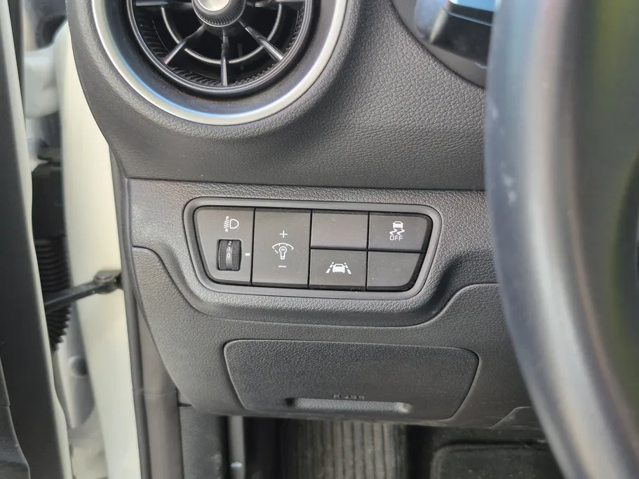 كيا K3 ال اكس 2021 