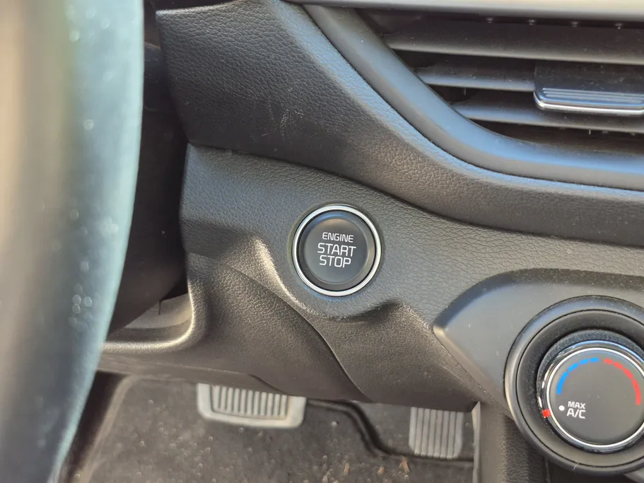 كيا K3 ال اكس 2021 