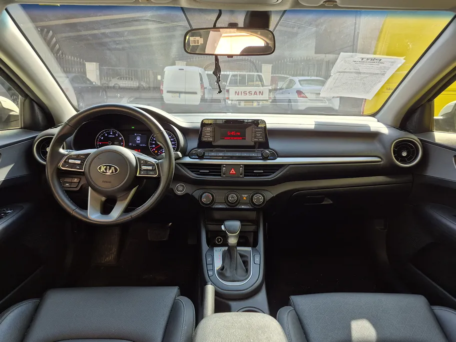 كيا K3 ال اكس 2021 