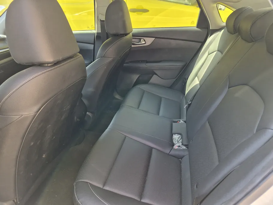 كيا K3 ال اكس 2021 