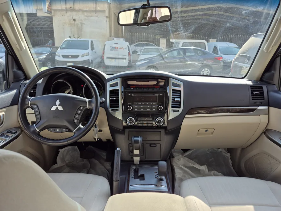 2020 Mitsubishi Pajero GLS 5Doors 