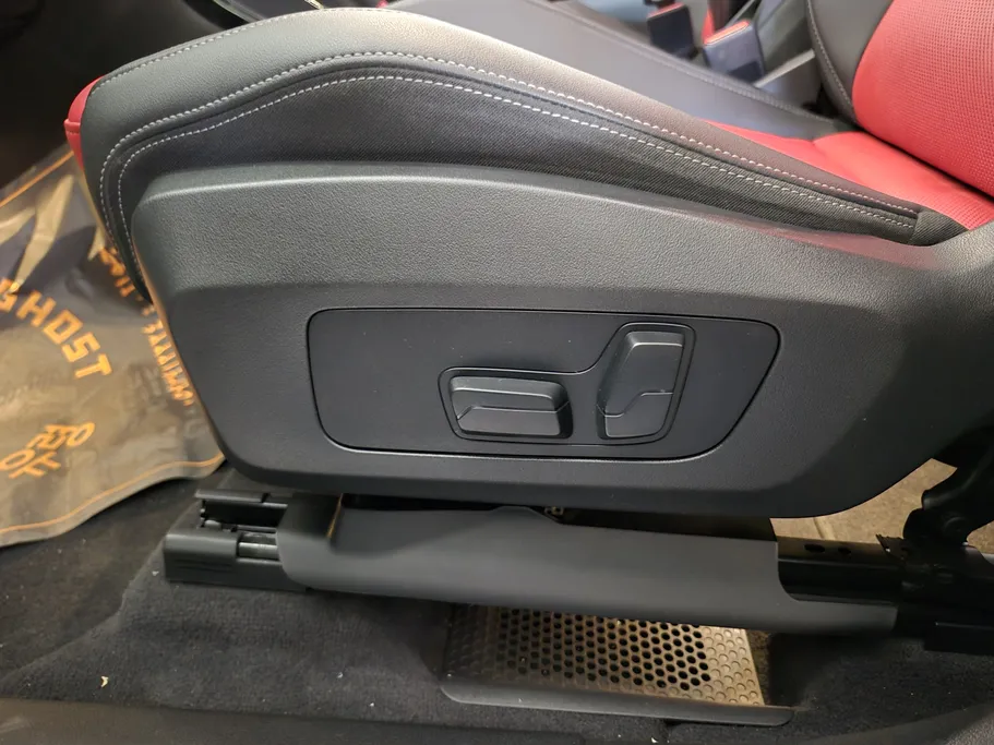 2025 BMW X Series 1 xDrive 20i 