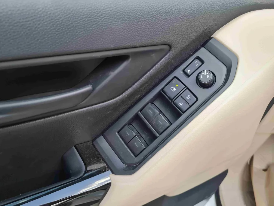 2026 Toyota Land Cruiser GXR3 