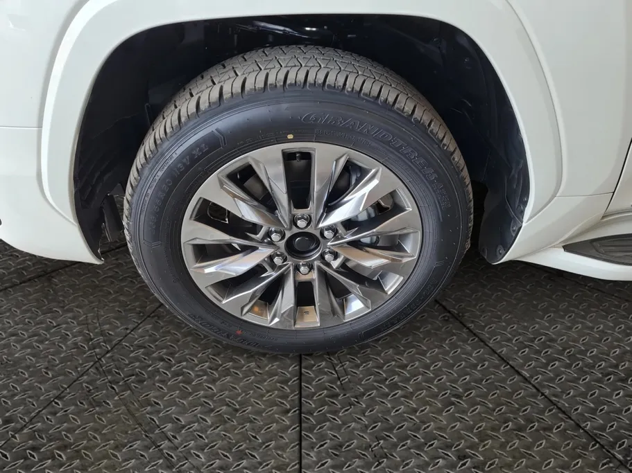 2026 Toyota Land Cruiser GXR3 