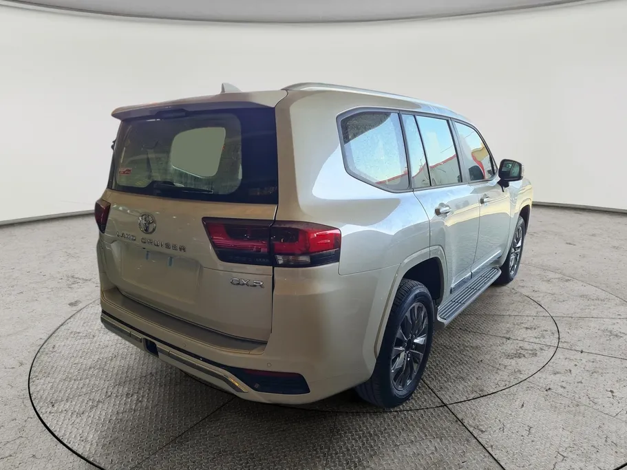 2026 Toyota Land Cruiser GXR3 