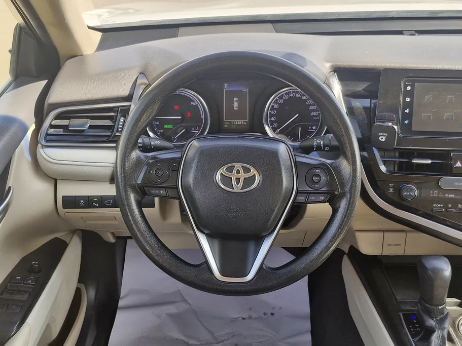 2021 Toyota Camry  LE HEV 