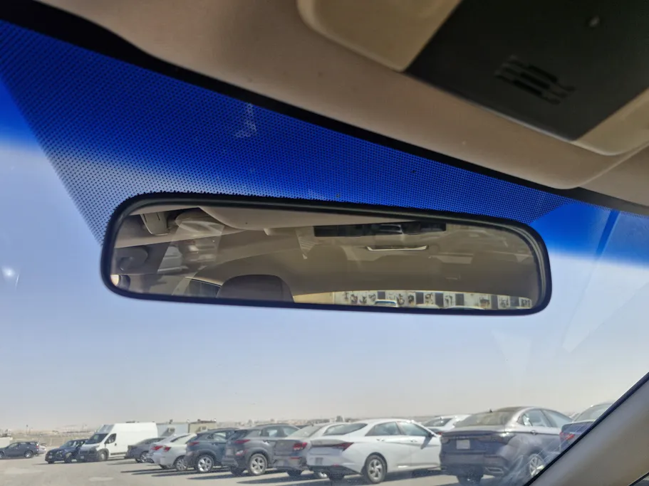 2021 Toyota Camry  LE HEV 