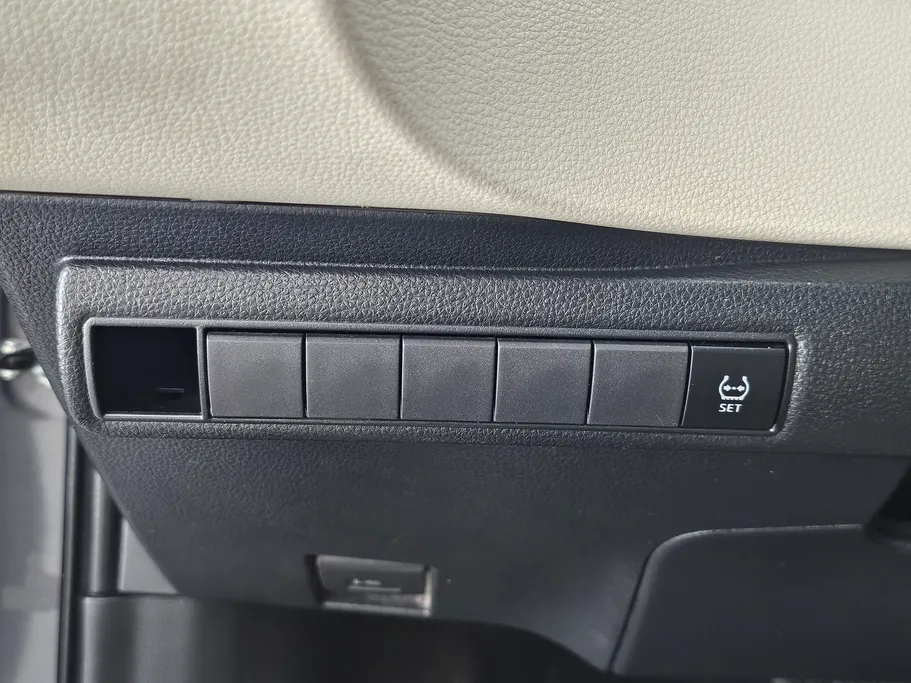 2023 Toyota Corolla XLI 