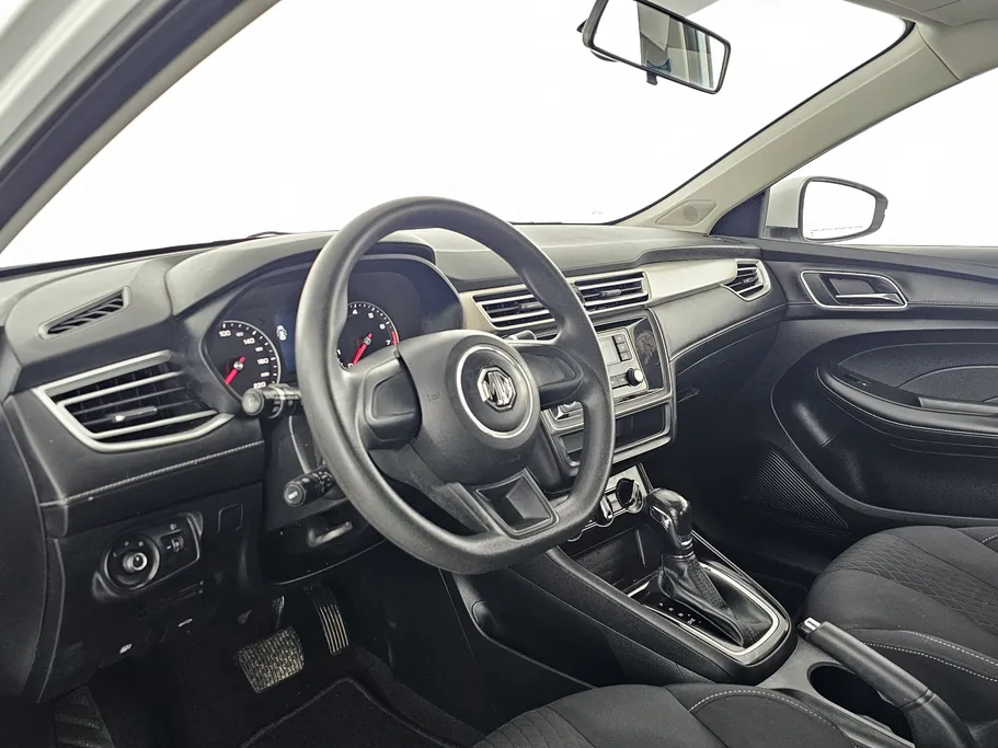 ام جي 5 STD 2023 