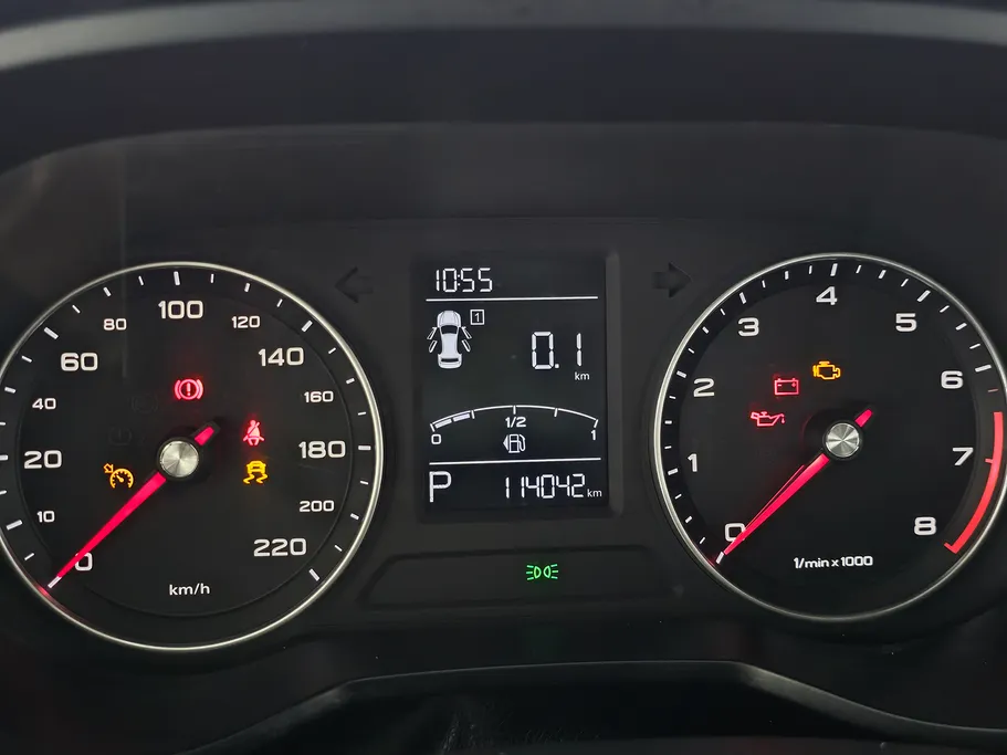 ام جي 5 STD 2023 