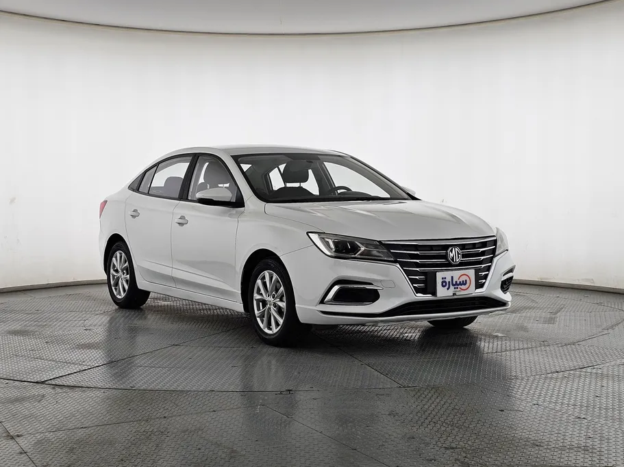 ام جي 5 STD 2023 