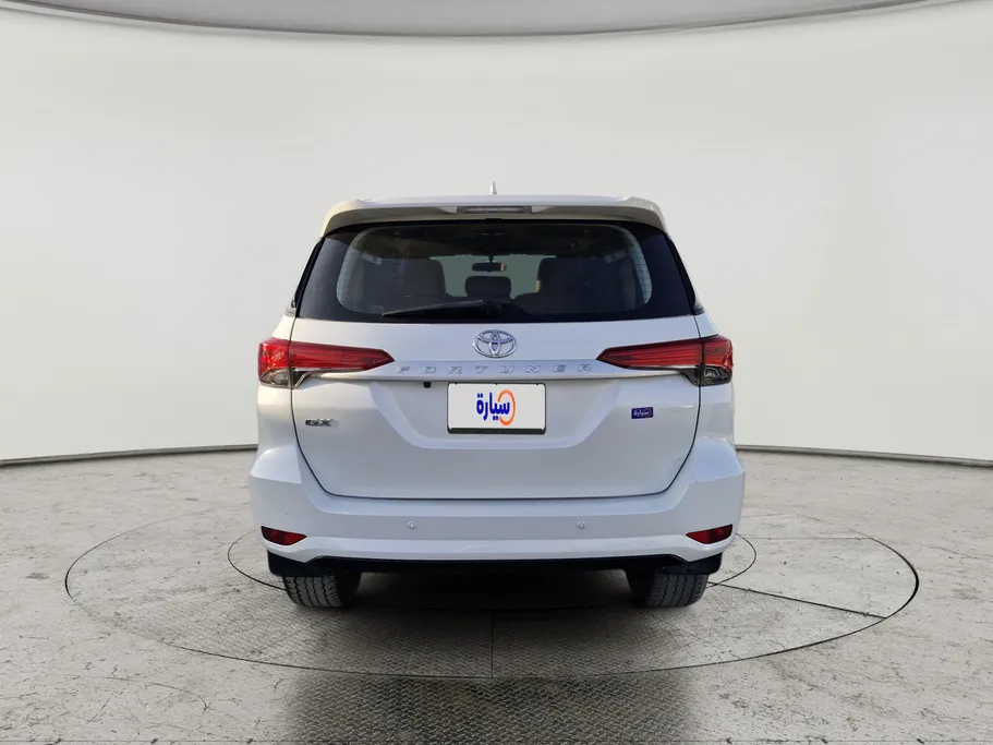 تويوتا فورتشنر GX 2022 