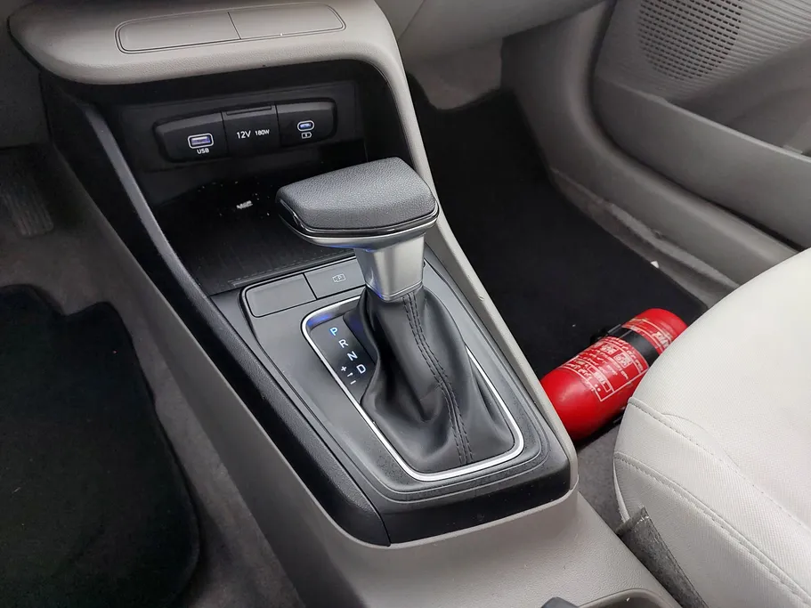 2024 Hyundai Accent Fleet 