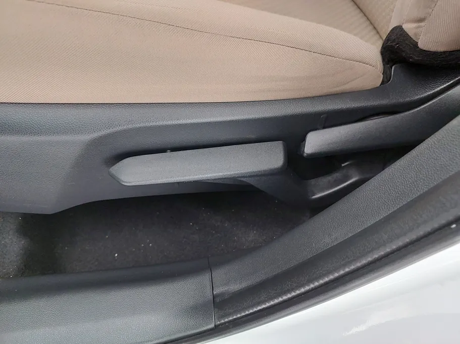 تويوتا يارس Y 2023 