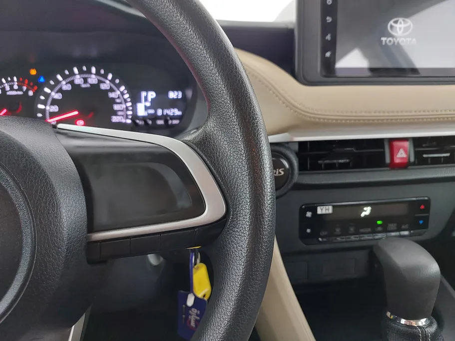 تويوتا يارس Y 2023 