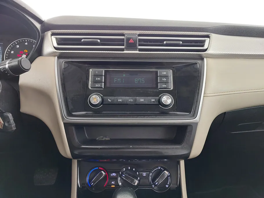 ام جي 5 STD 2021 