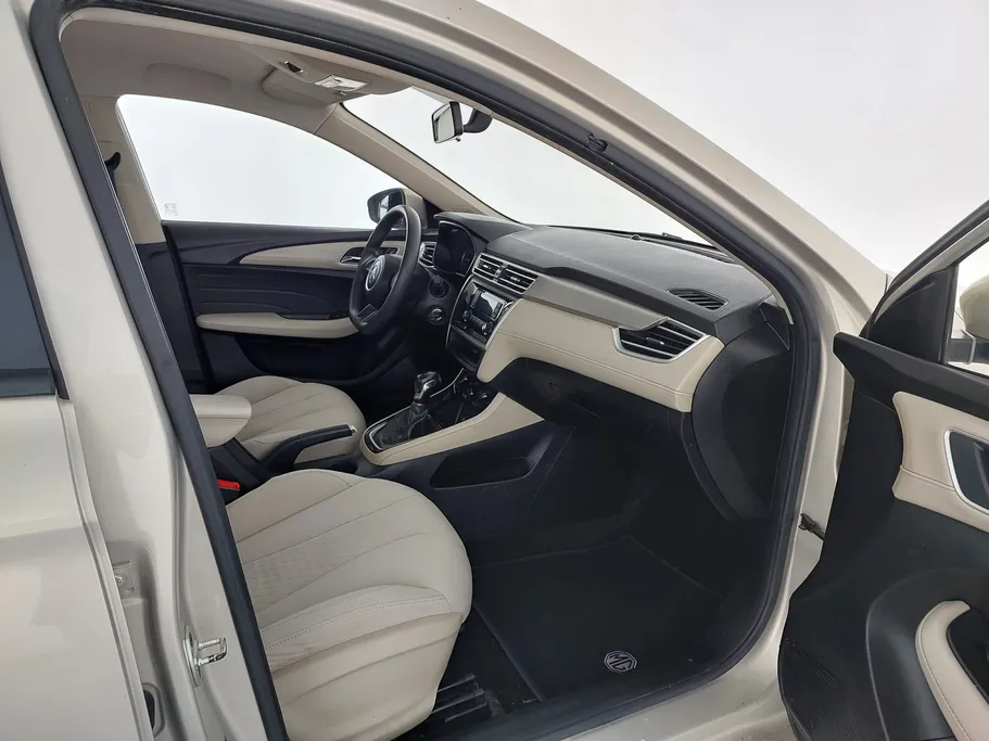 ام جي 5 STD 2021 