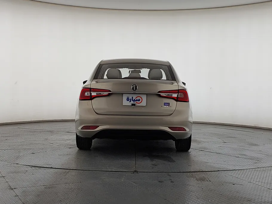 ام جي 5 STD 2021 