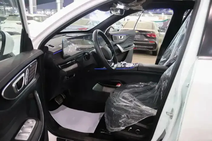 2026 Exceed LX LUXURY 