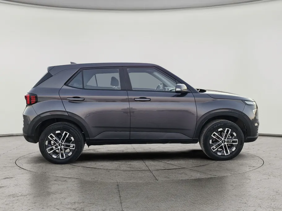 2024 Hyundai Venue Smart 