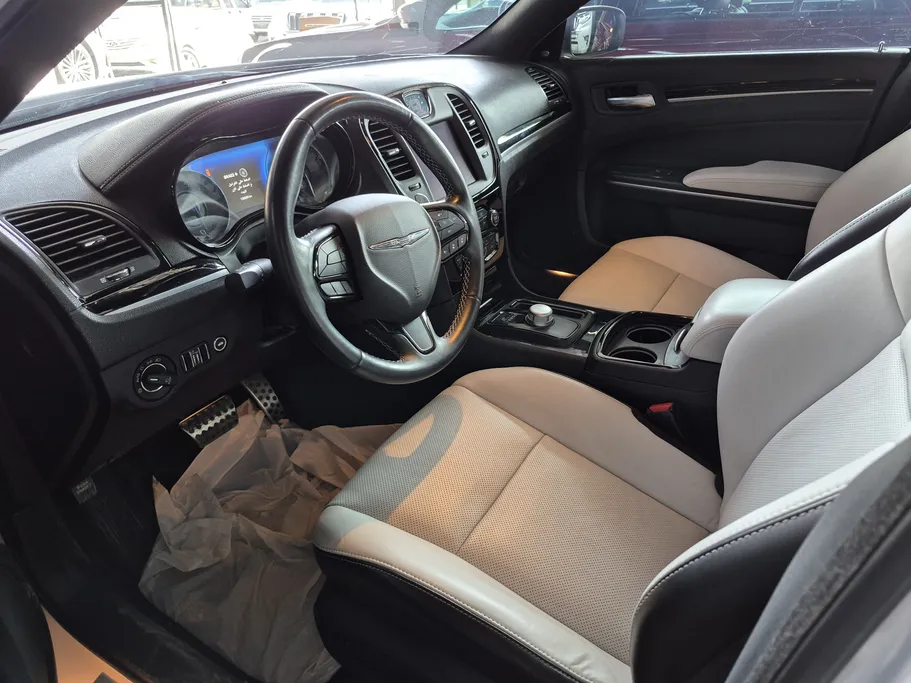 كرايسلر 300 S 2021 