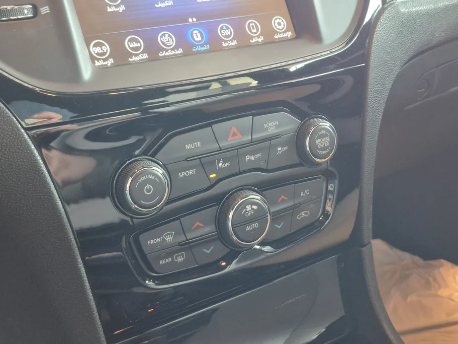 كرايسلر 300 S 2021 