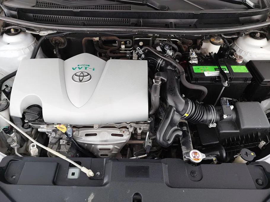 2021 Toyota Yaris  STD 