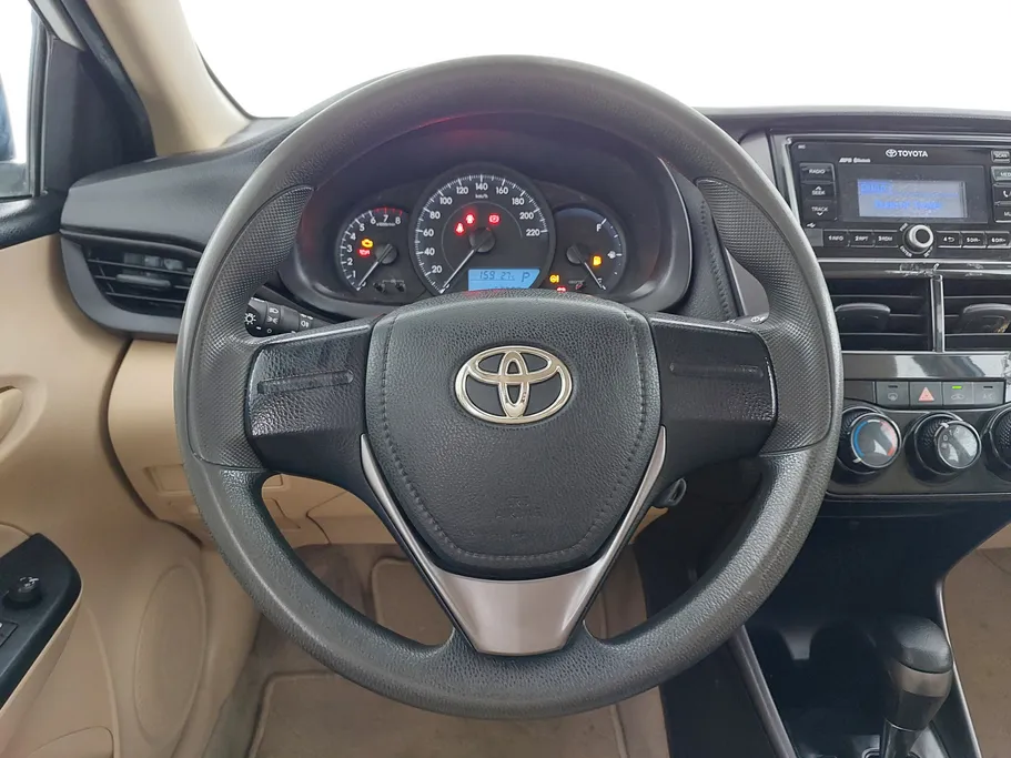 2021 Toyota Yaris  STD 