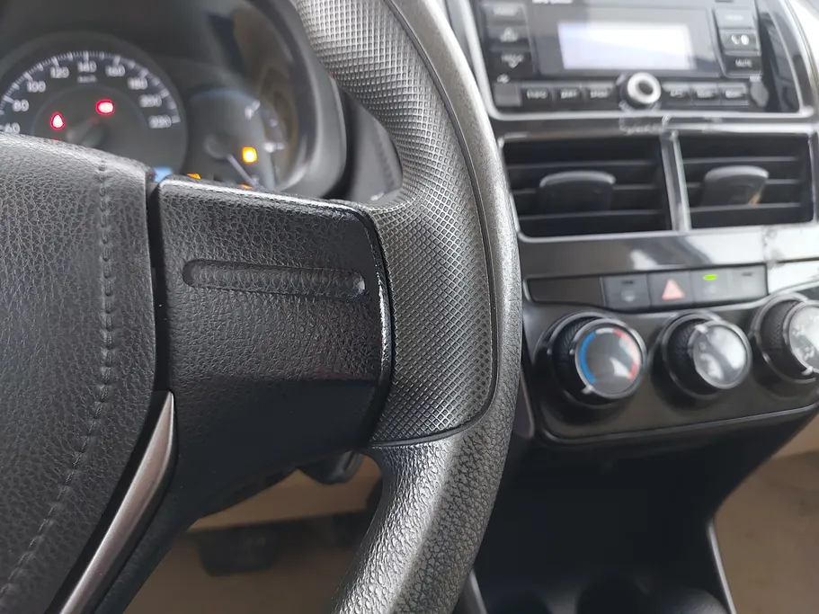 2021 Toyota Yaris  STD 