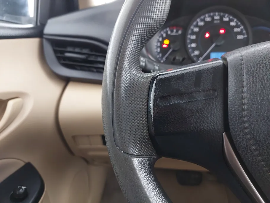 2021 Toyota Yaris  STD 