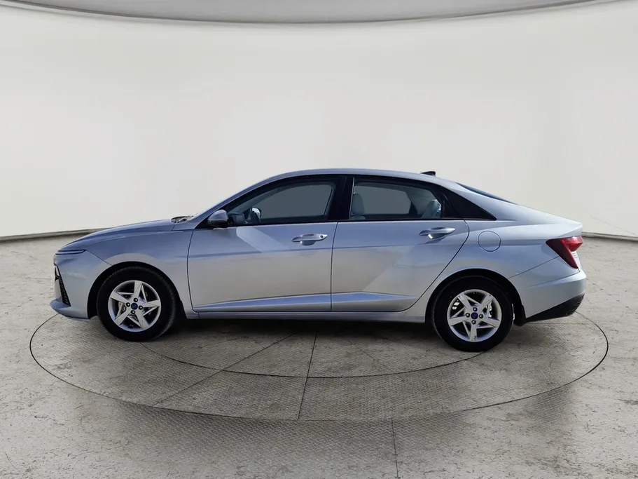 2024 Hyundai Accent Fleet 