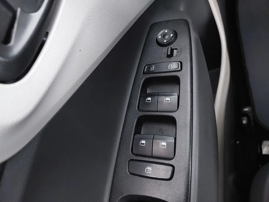 هيونداي Grand i10 فلييت 2023 