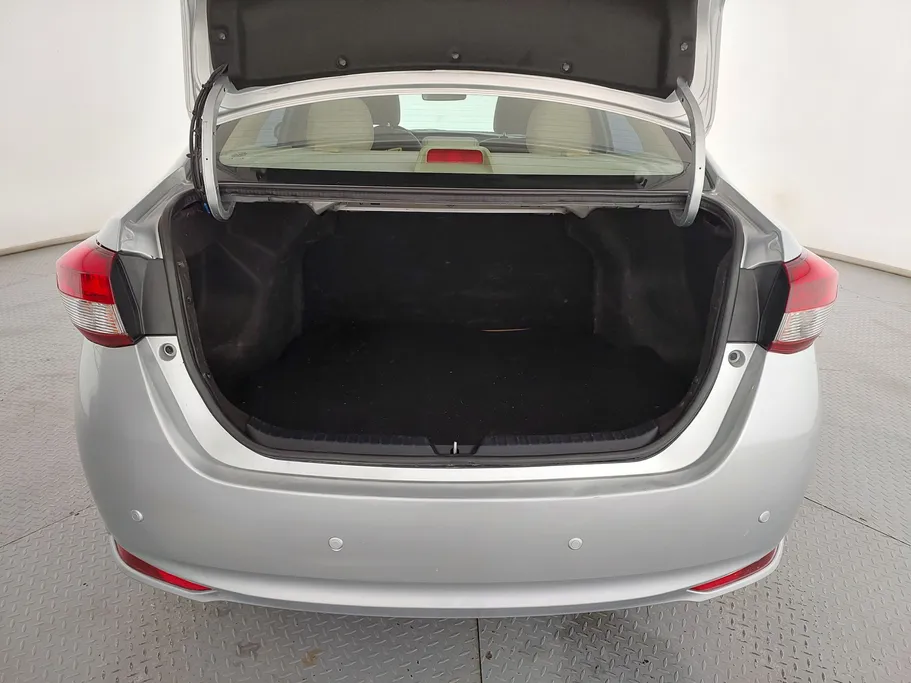 2022 Toyota Yaris  Y 