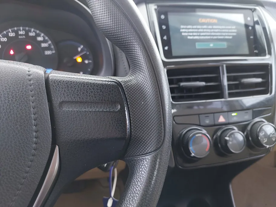 2022 Toyota Yaris  Y 