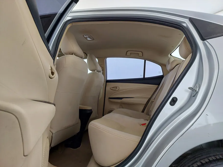 2022 Toyota Yaris  Y 