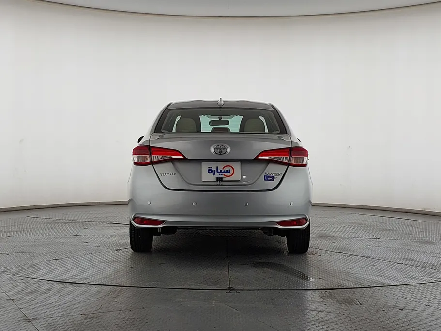 2022 Toyota Yaris  Y 