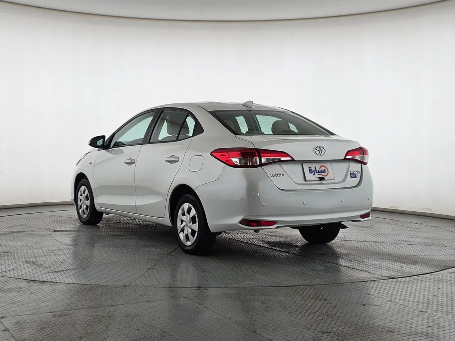 2021 Toyota Yaris  Y 