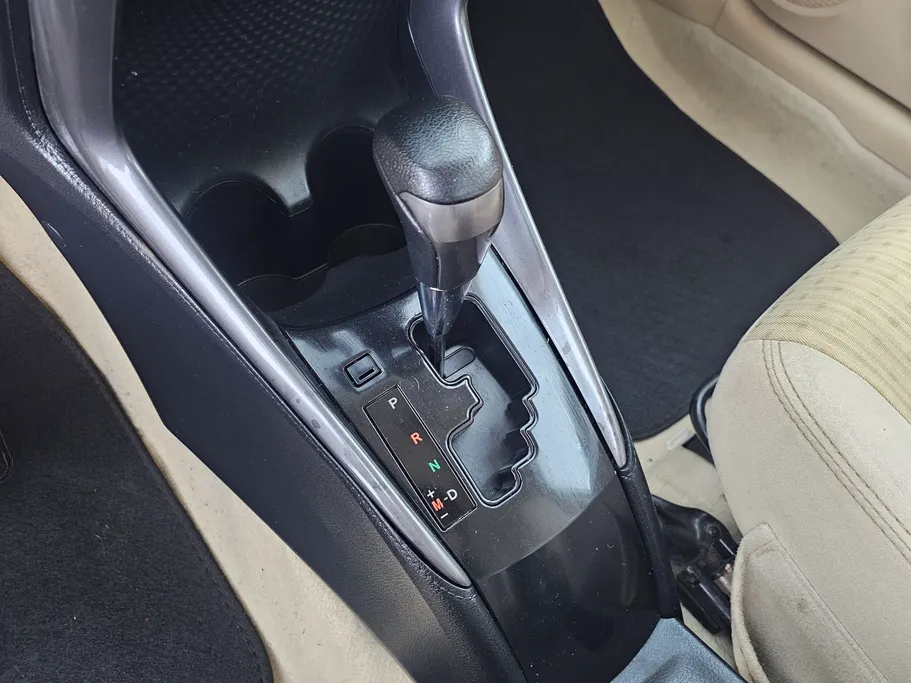 2021 Toyota Yaris  Y 