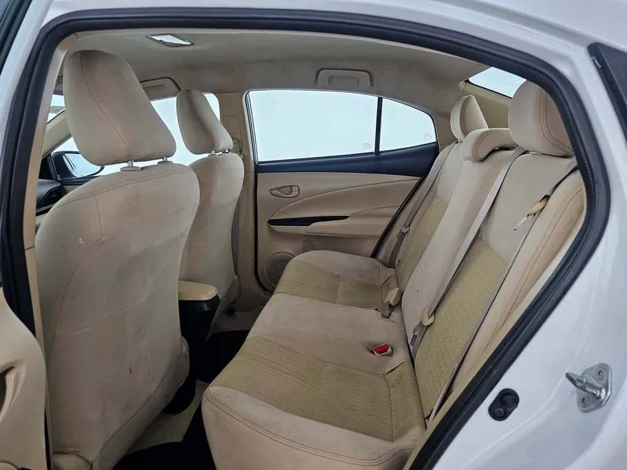 2021 Toyota Yaris  Y 