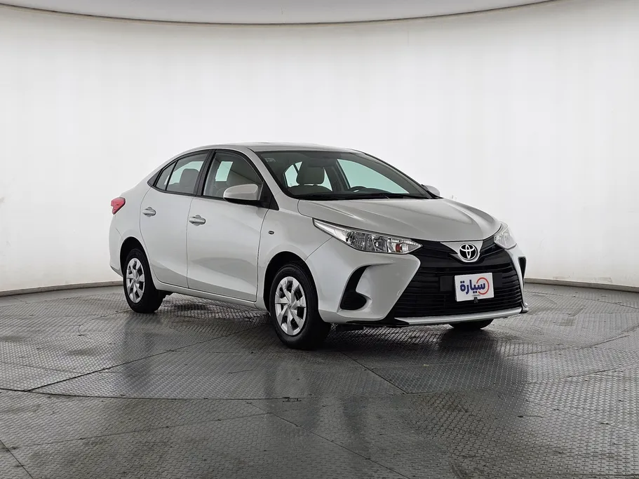 2021 Toyota Yaris  Y 